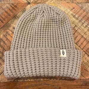 FP (Free People) Movement gray thermal knit beanie!